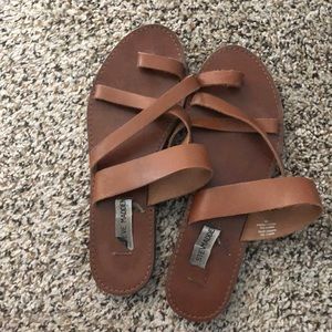 Steve Madden brown sandals size 8.5/9